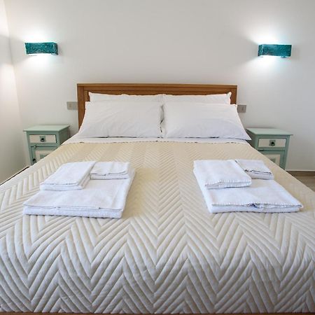 Central Station Apartments - Fanale Rentals ปาแลร์โม ห้อง รูปภาพ
